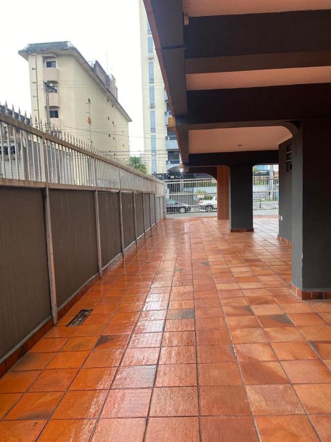 Ap 600M Da Praia Enseada, Ar, Wifi, Filtro, Secador 과루자 외부 사진