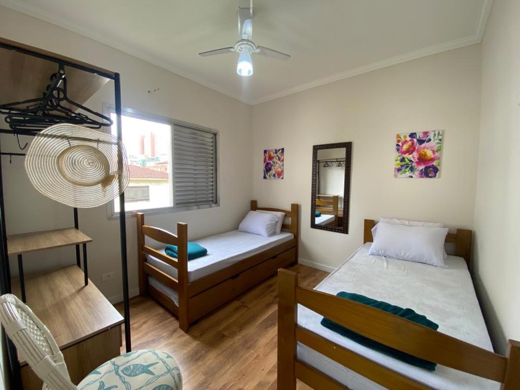 Ap 600M Da Praia Enseada, Ar, Wifi, Filtro, Secador 과루자 외부 사진