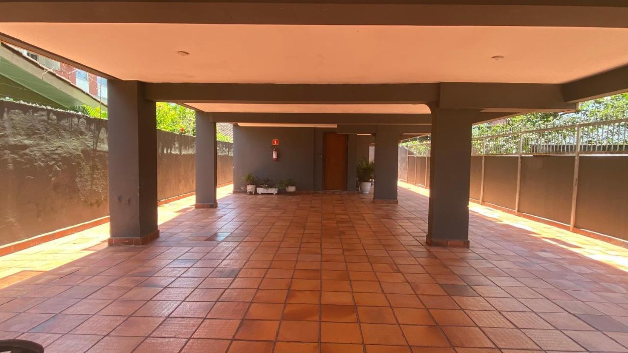 Ap 600M Da Praia Enseada, Ar, Wifi, Filtro, Secador 과루자 외부 사진